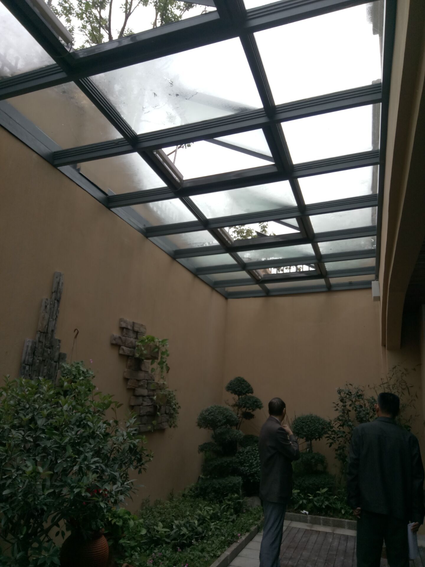 鋁合金天窗
