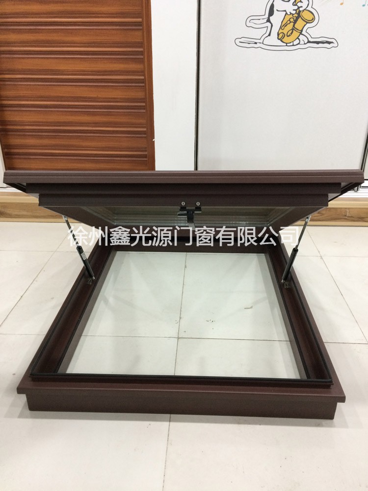 鋁合金天窗