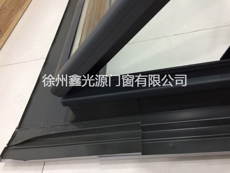 鋁合金天窗