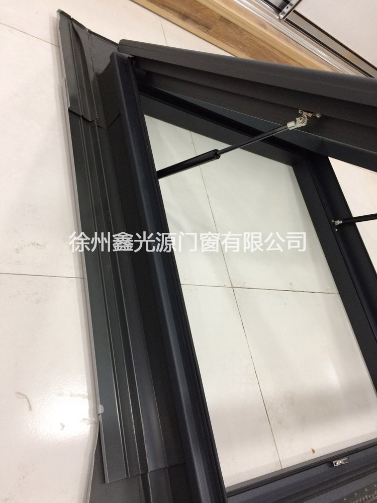 鋁合金天窗