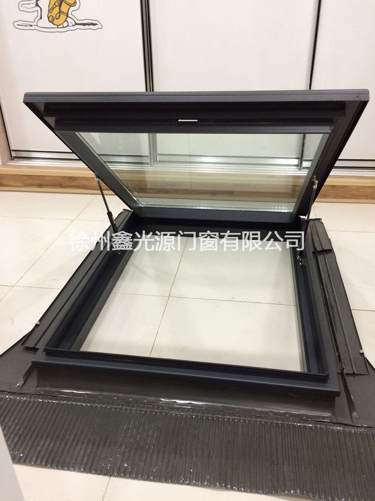 鋁合金天窗
