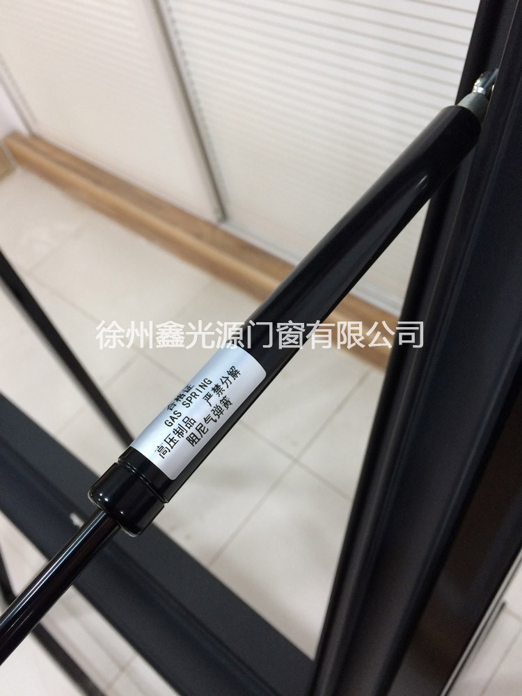 鋁合金天窗