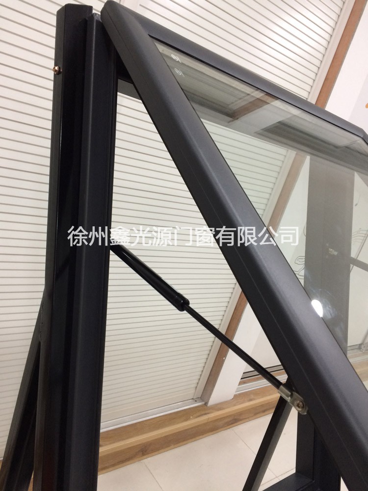 鋁合金天窗