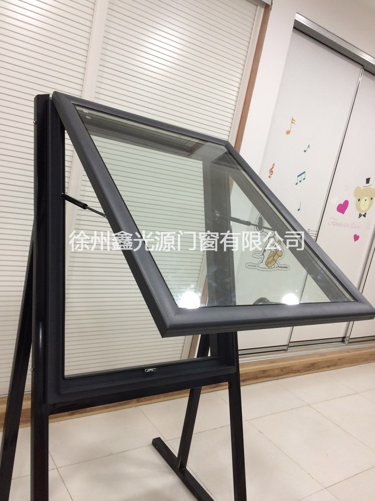 鋁合金天窗